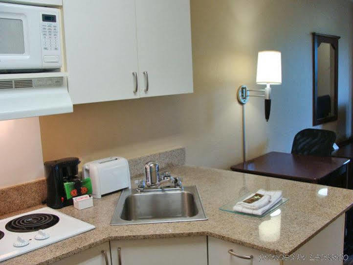 Hotel Extended America - - Newark Airport
