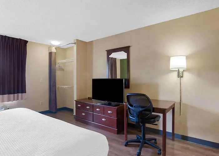 Extended Stay America Suites - Elizabeth - Newark Airport