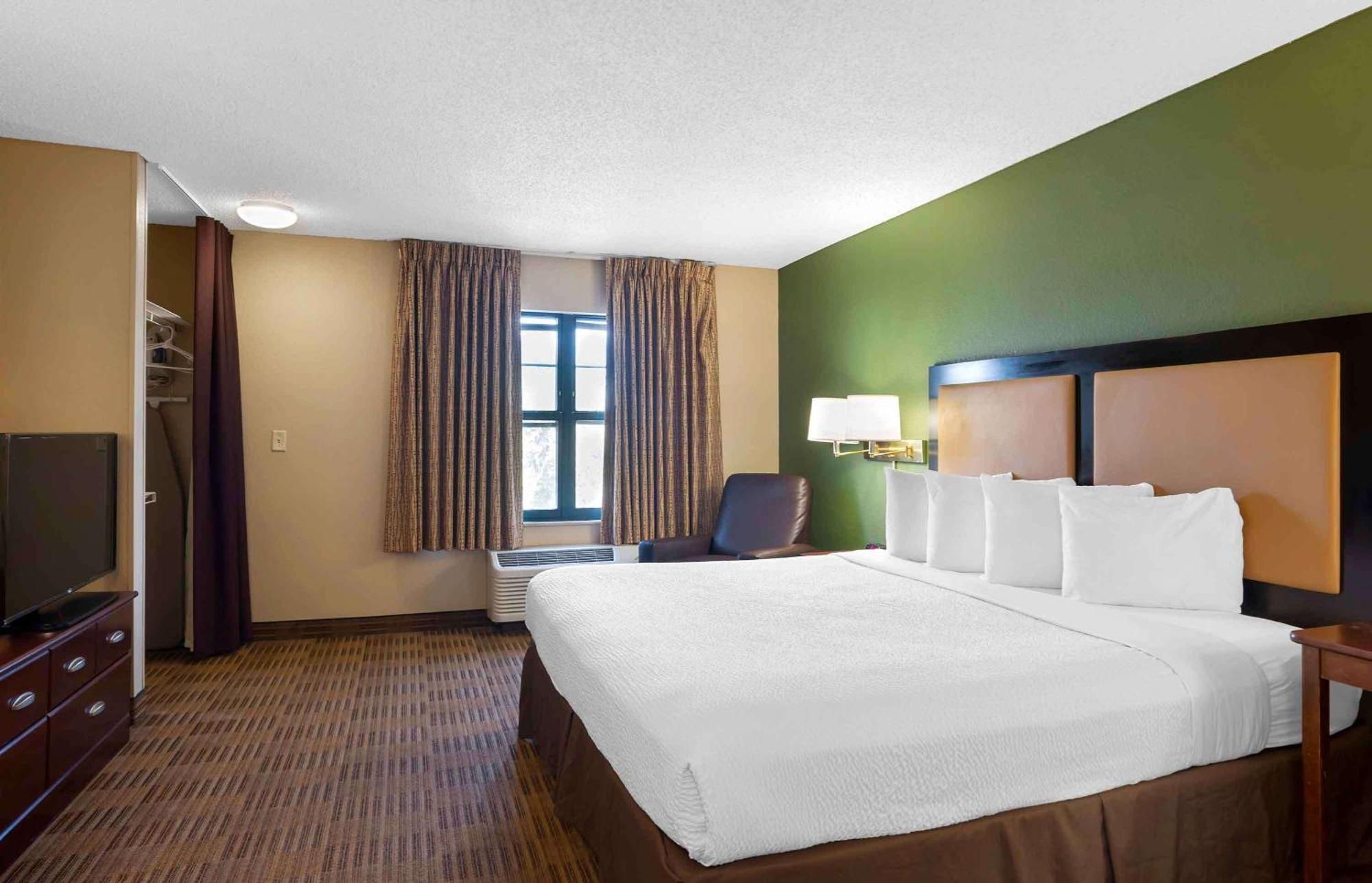Extended America - - Newark Airport Hotel
