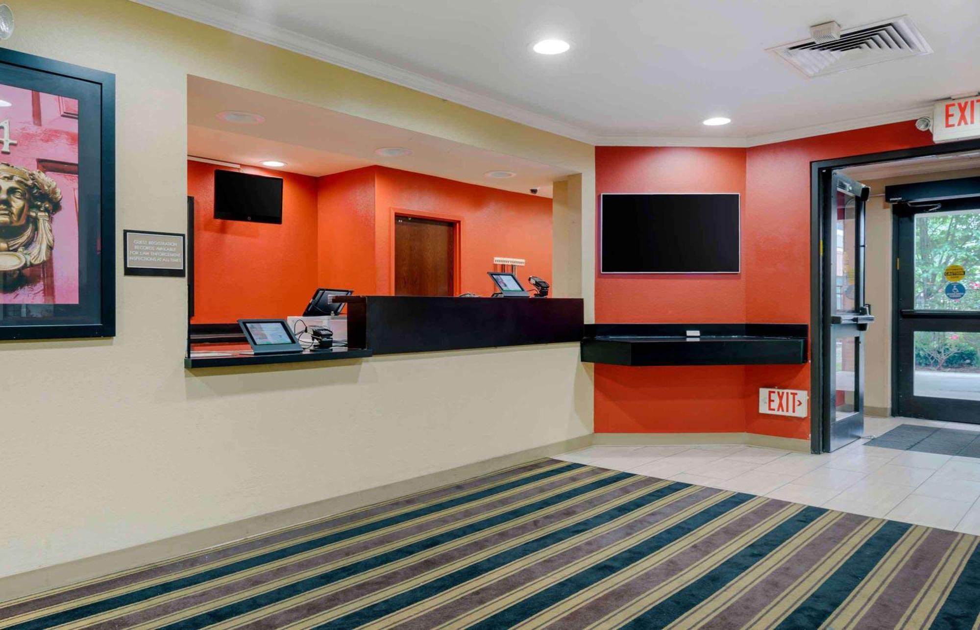Hotel Extended America - - Newark Airport 2*