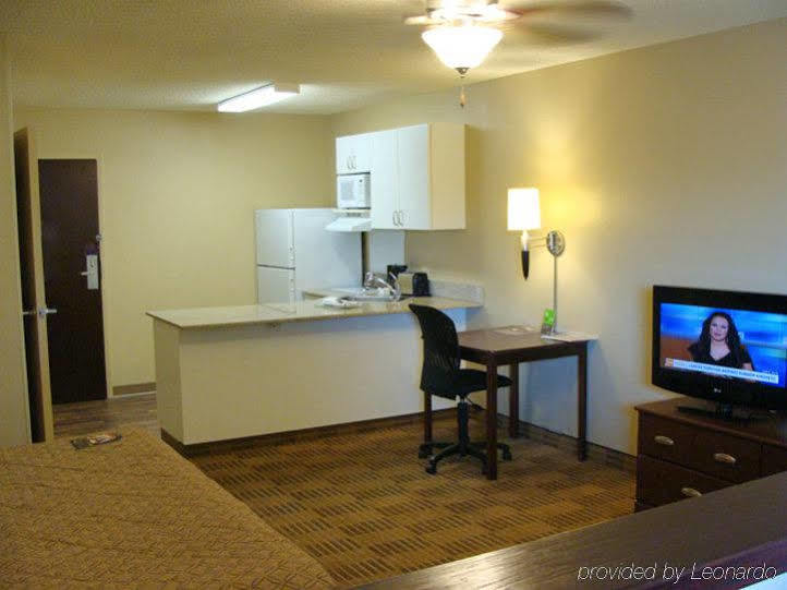 Hotel Extended America - - Newark Airport 2*